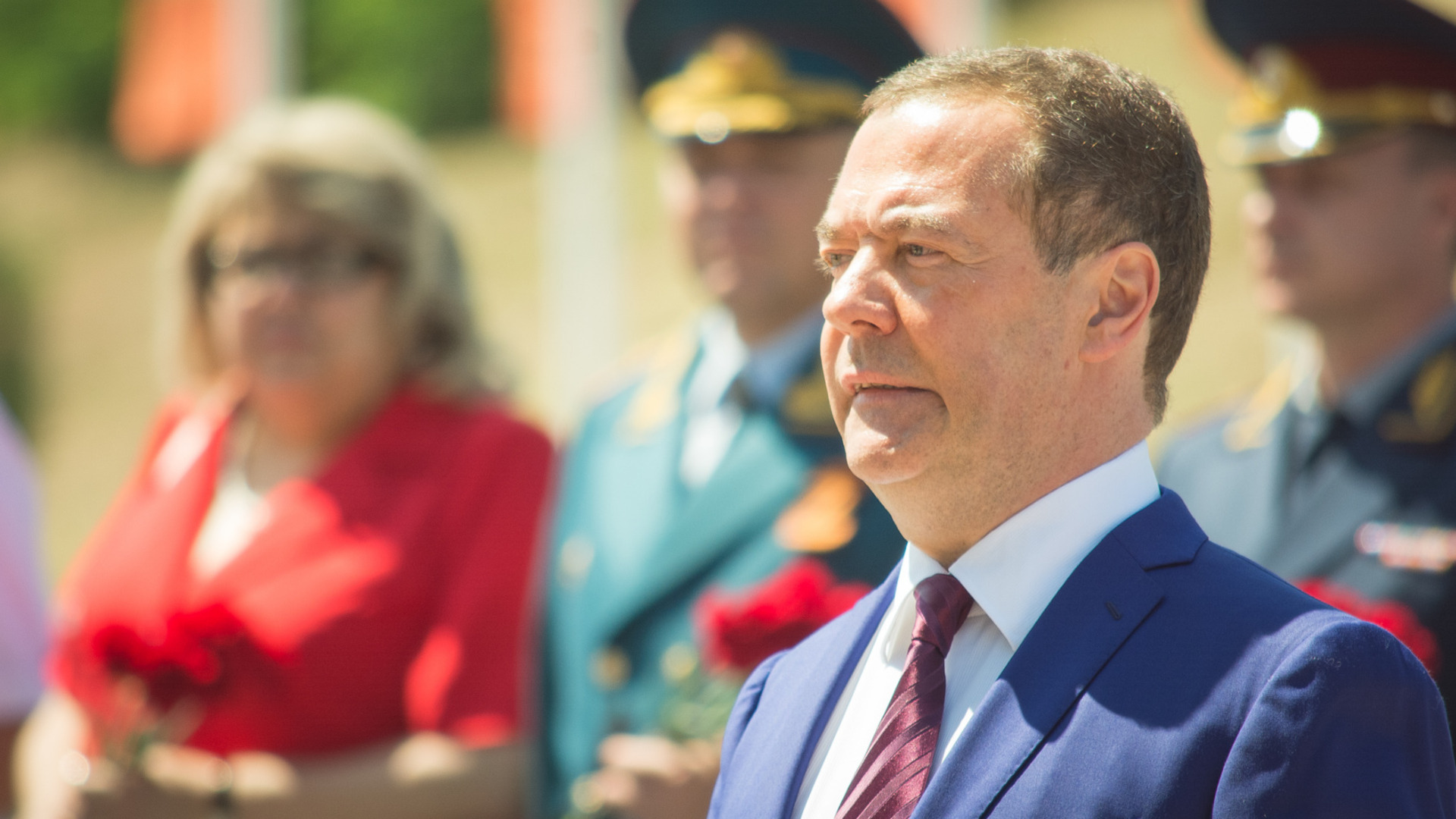 Заместитель председателя Совета безопасности Дмитрий Медведев прибыл в Волгоград