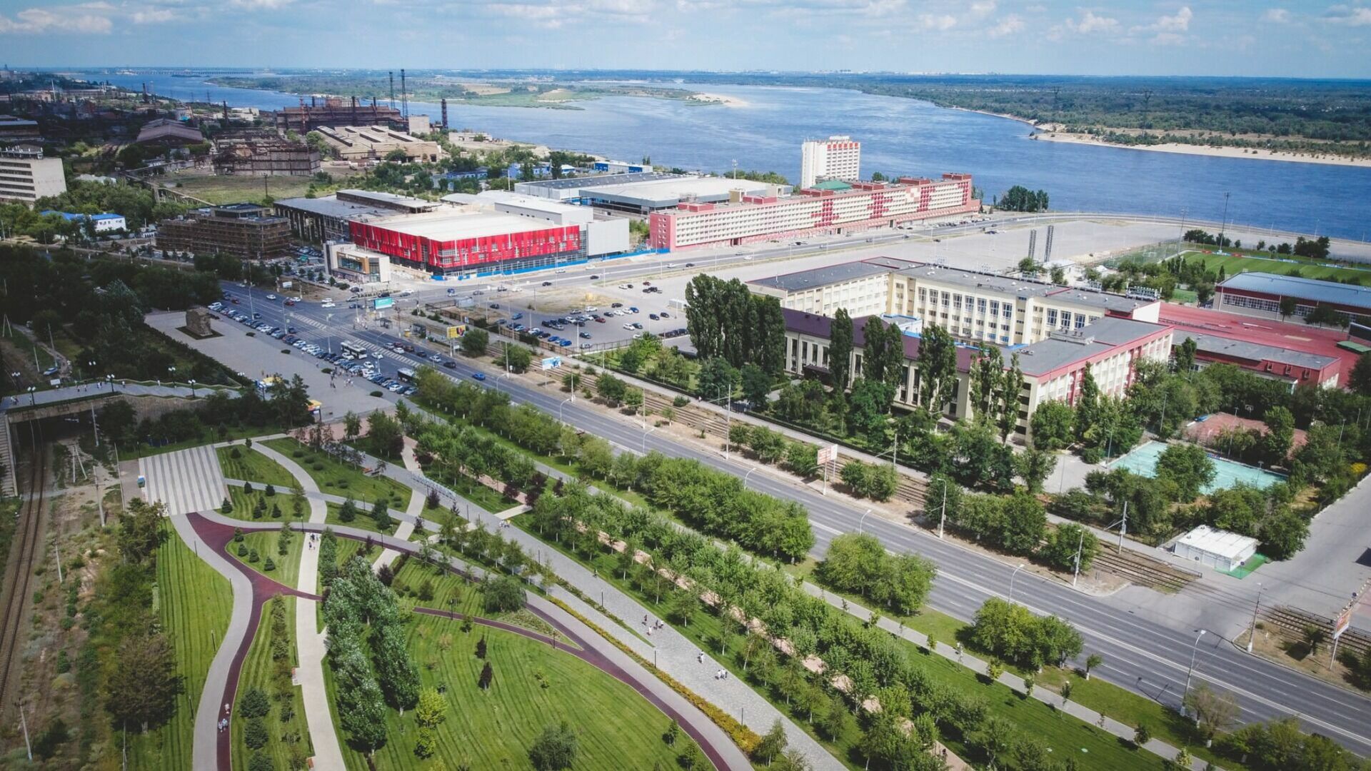 В Волгоградской области потратят свыше 2 млрд рублей на благоустройство общественных территорий