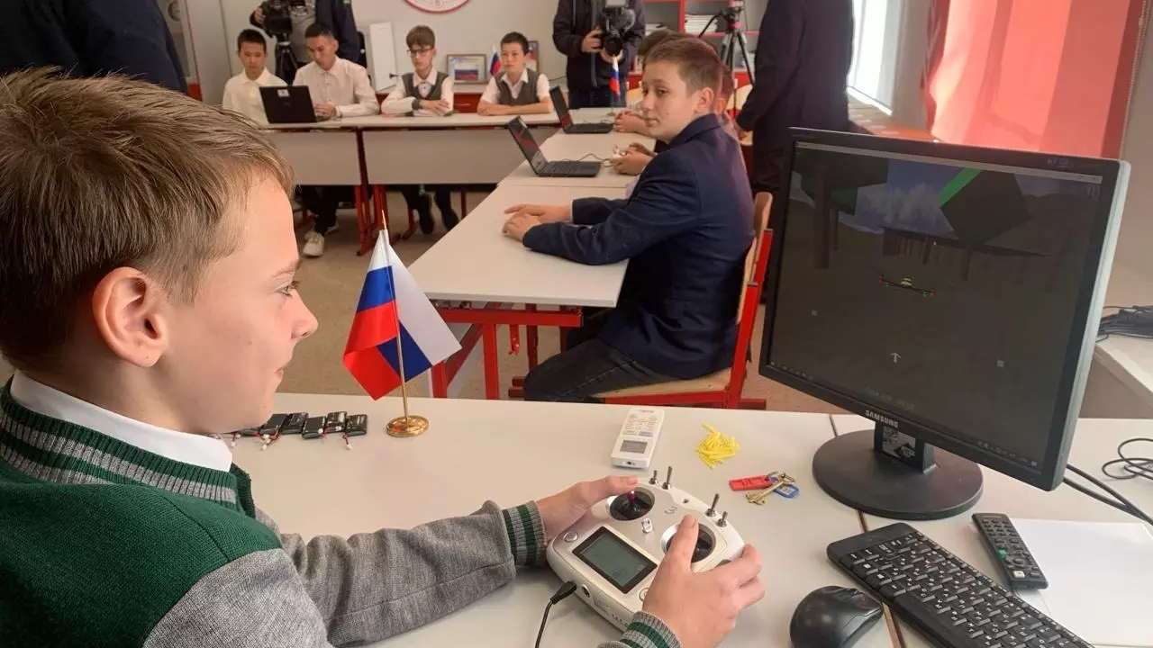 45 площадок для обучения управления дронами откроют в Волгоградской области