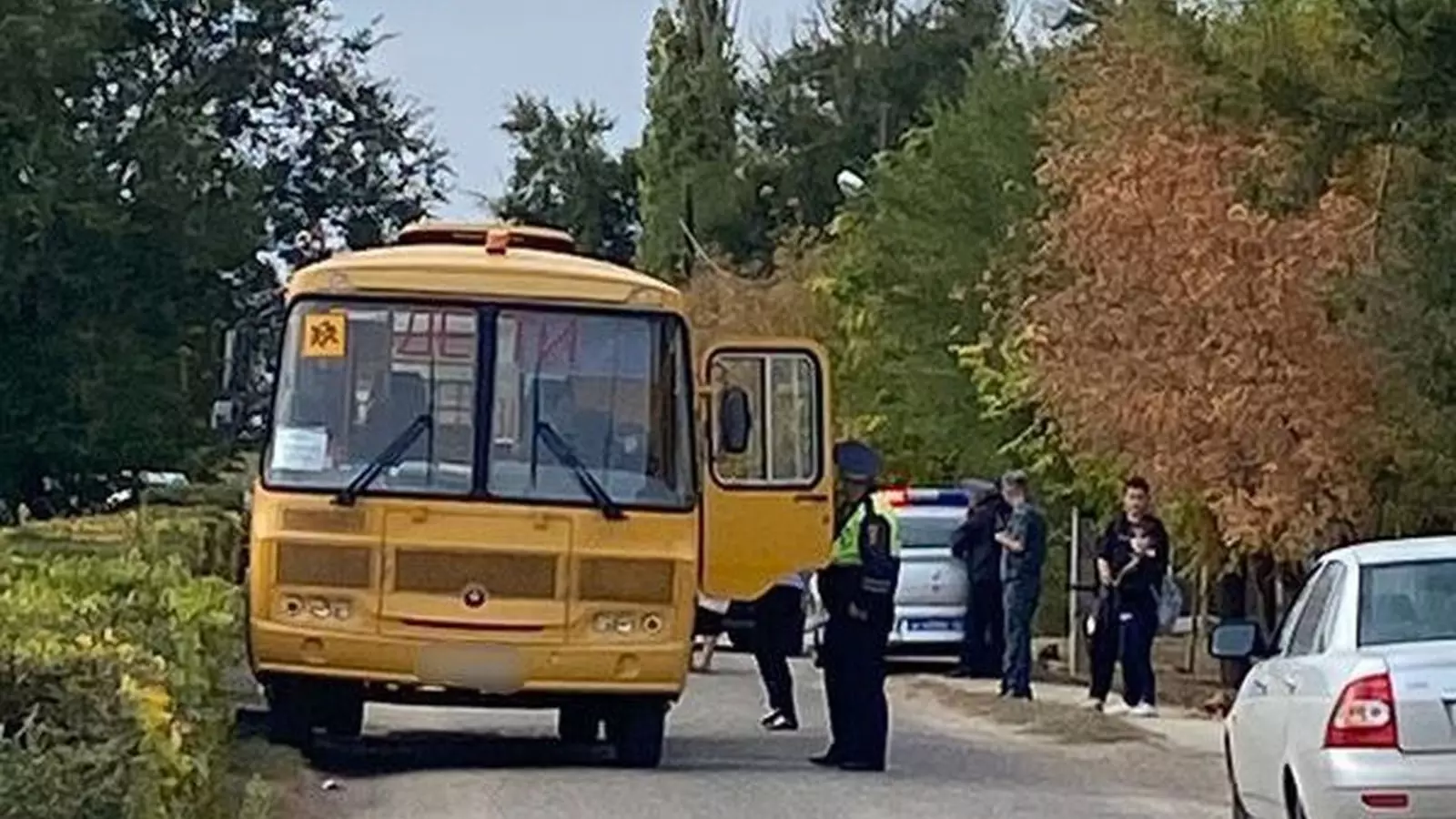 Прокуратура проверяет наезд автобуса на волгоградского школьника