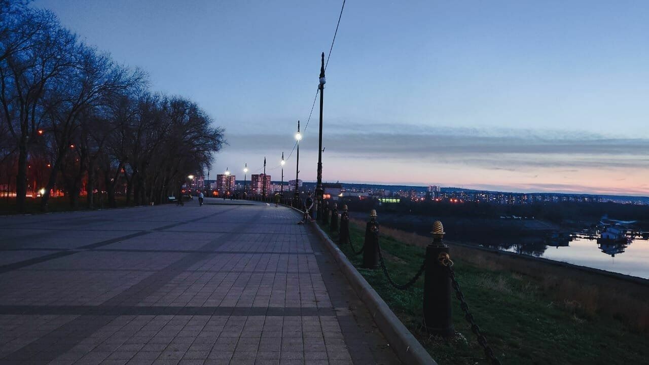 Набережную на юге Волгограда вычистили от мусора
