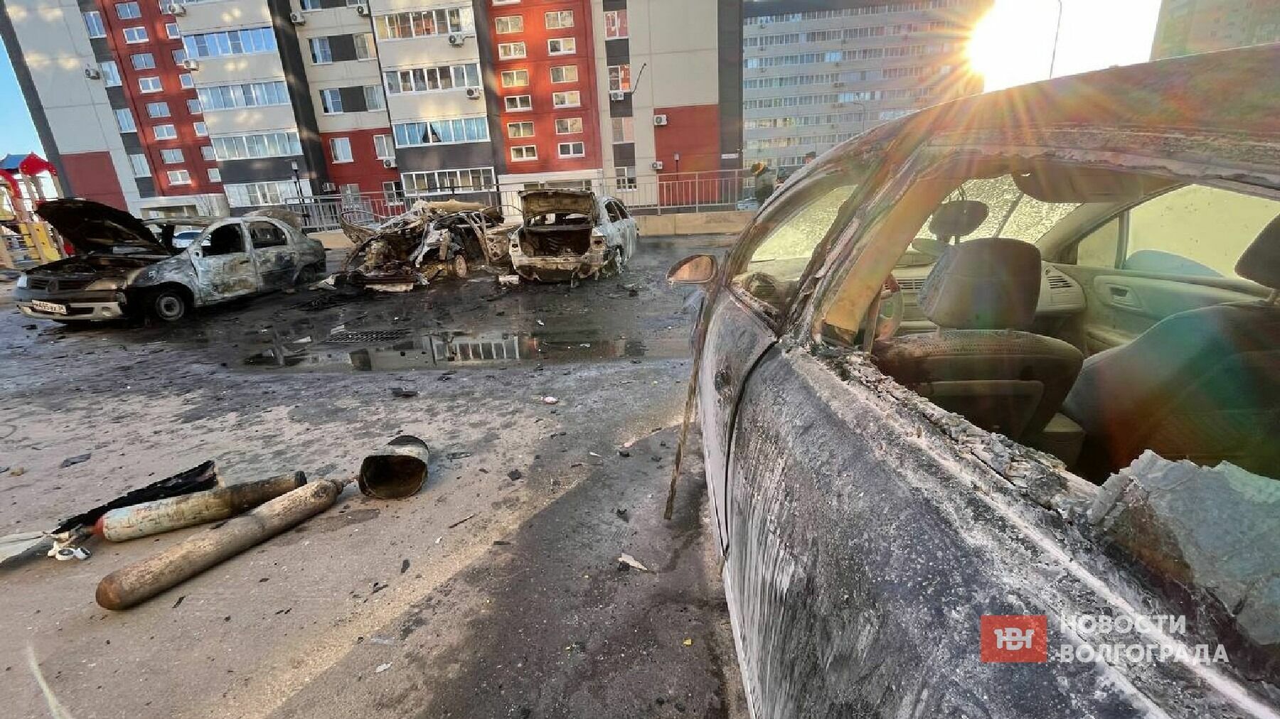 Кто ответит за взрыв с гибелью ребенка и сгоревшими авто в Волгограде?