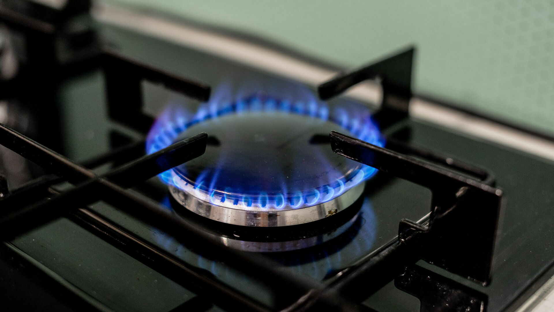 Тарифы на газ увеличат на 8,5% со следующего месяца