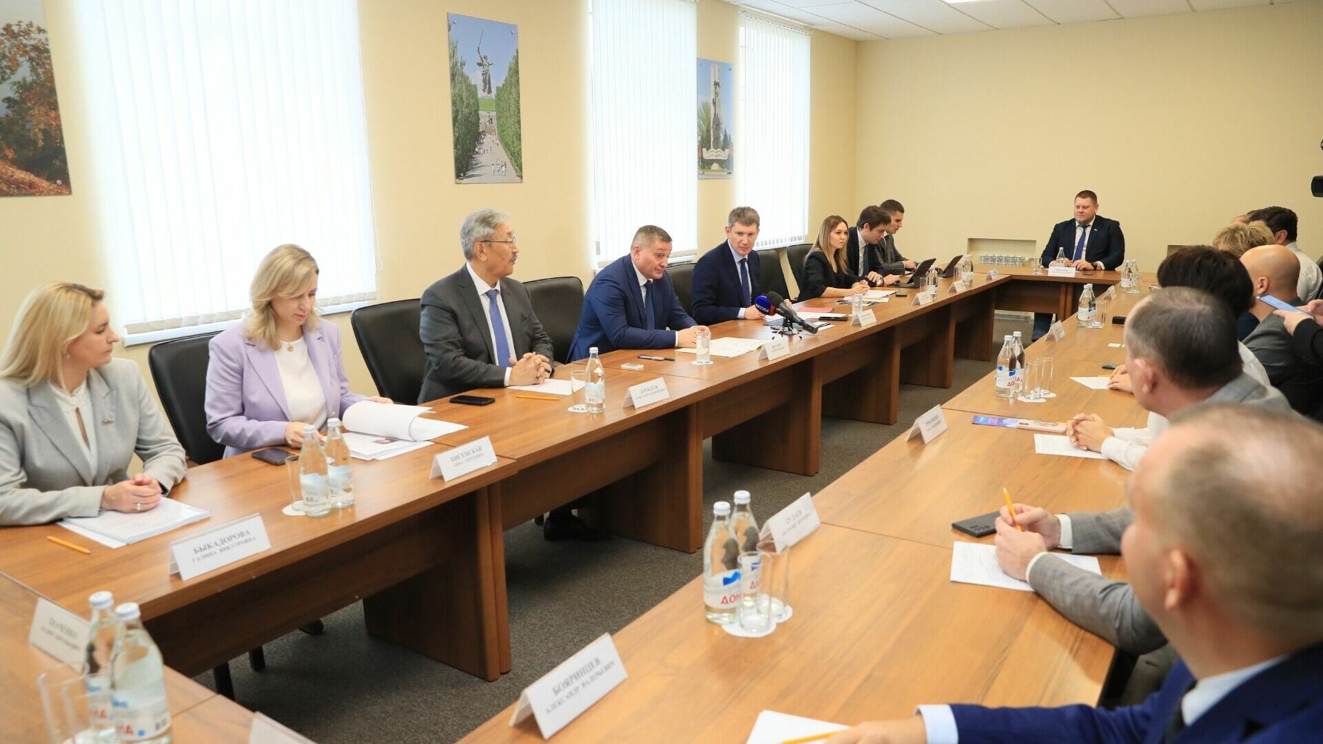 Бизнесмены встретились с главой Минэкономразвития Решетниковым в Волгограде