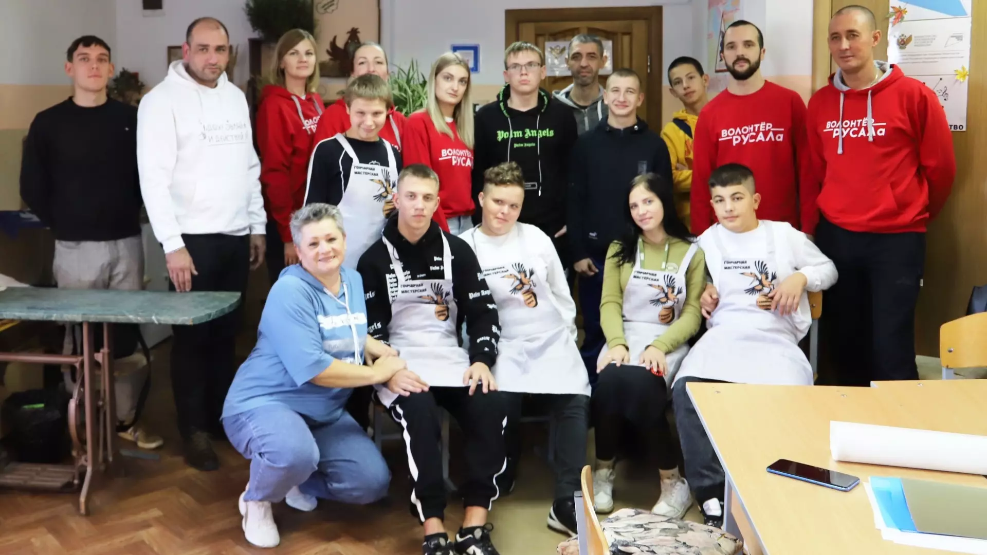 Волгоградский алюминиевый завода посетили школу-интернат в Дубовке