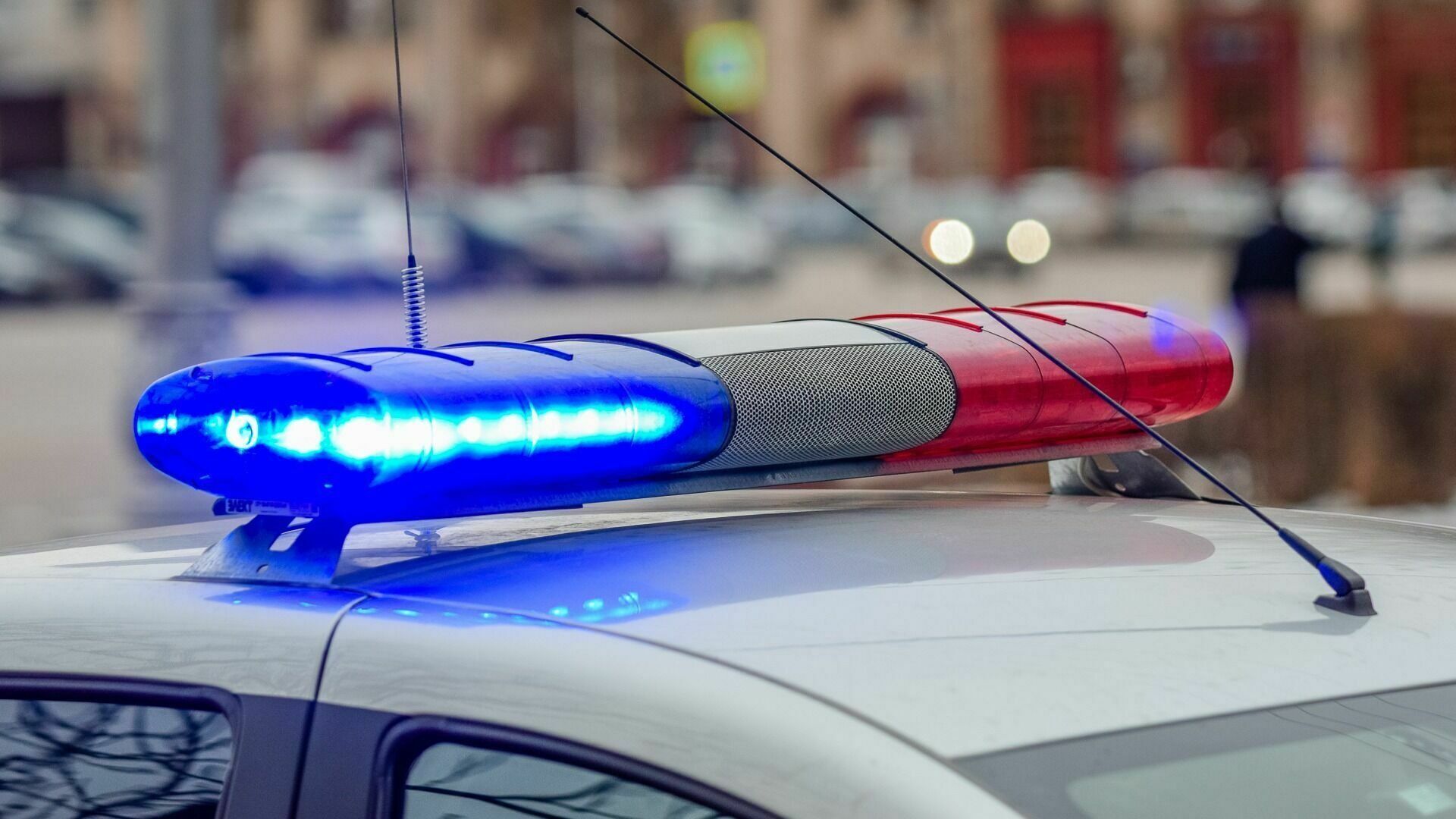 В Волжском Волгоградской области легковушка сбила 12-летнего ребенка на самокате. 