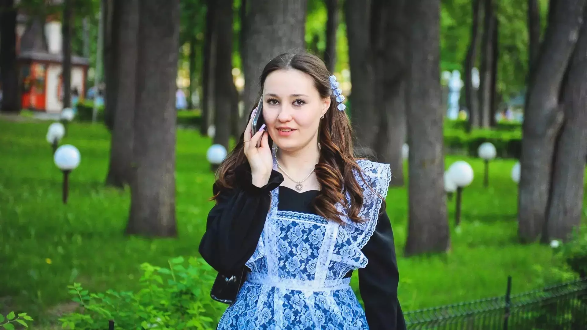 Школьникам запретили приходить с телефонами на уроки в Волгограде