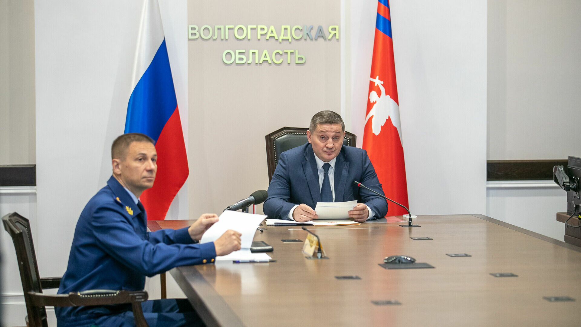 Андрей Бочаров провел прием волгоградцев по поручению президента