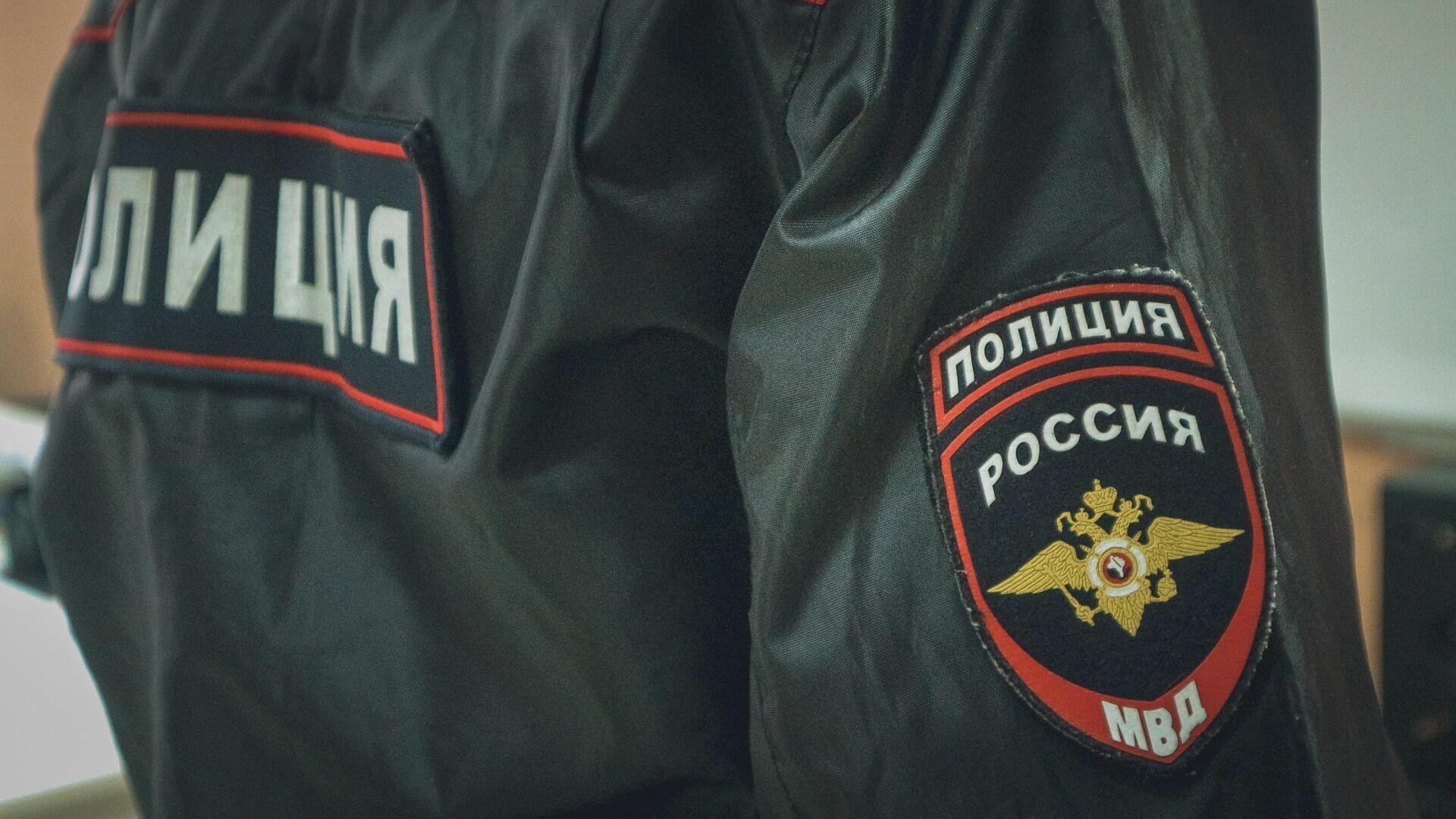 Иностранца-курьера задержали с 3 кг наркотиков в Волгограде