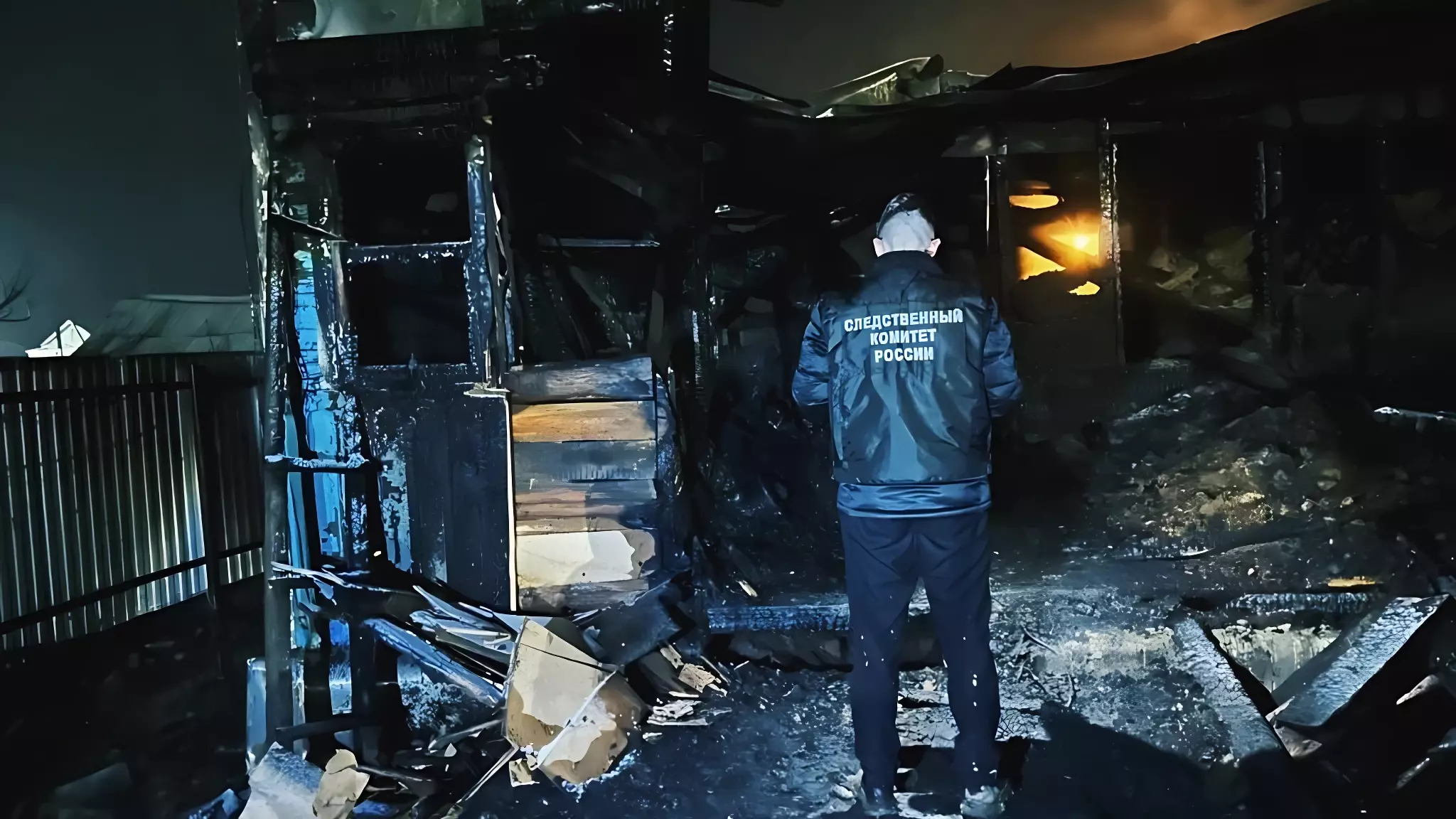 Пожар унёс жизни двоих детей на юге Волгоградской области