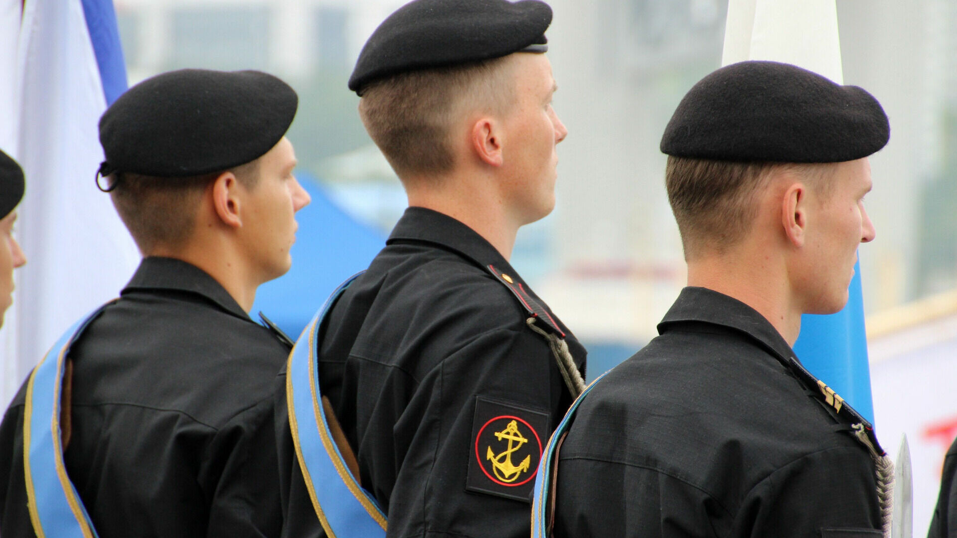 В Волгоград пришла разнарядка о наборе военнослужащих по контракту
