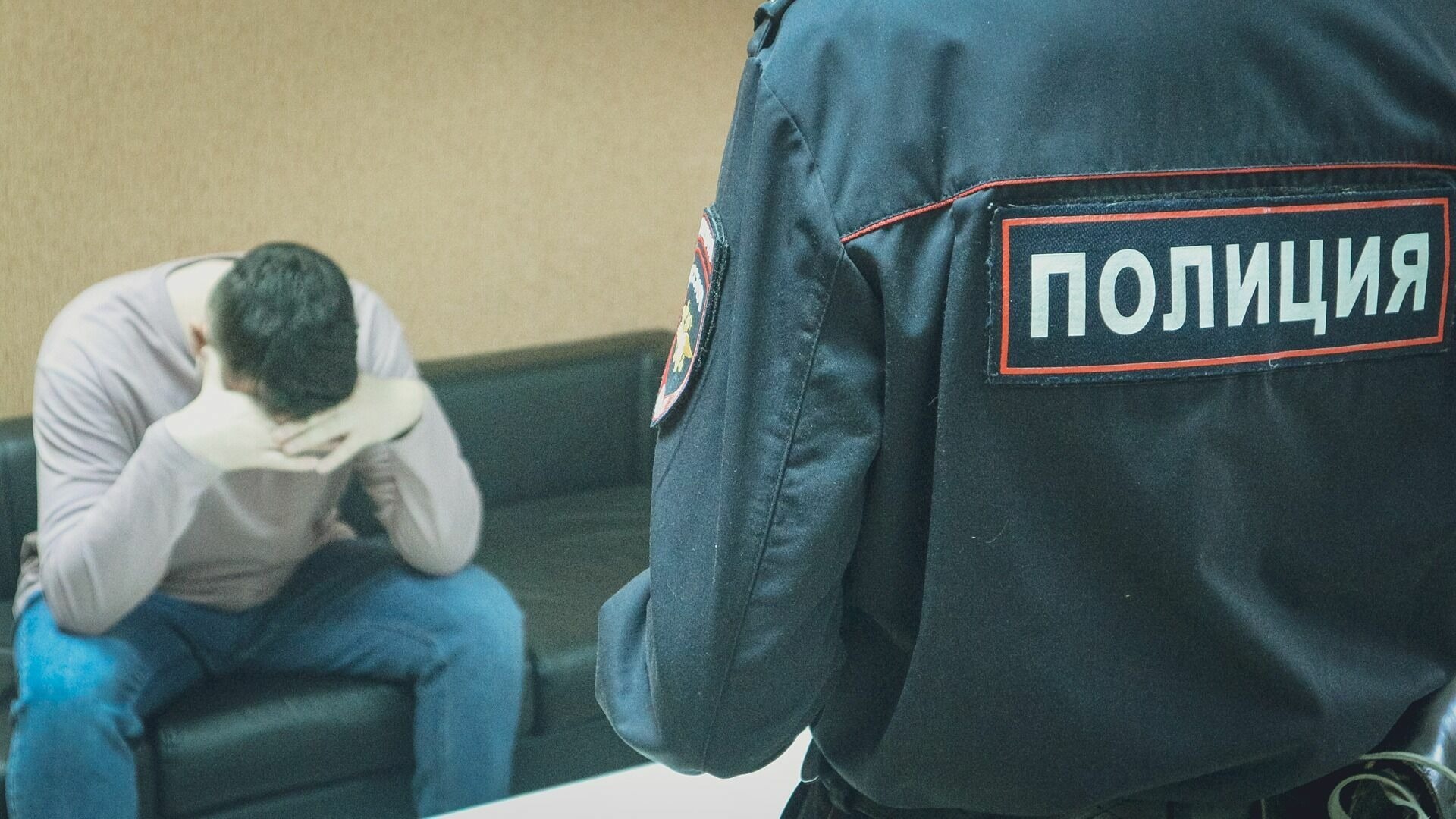 Полиция привлекла к ответственности трех участников массовой драки у речпорта в Волгограде