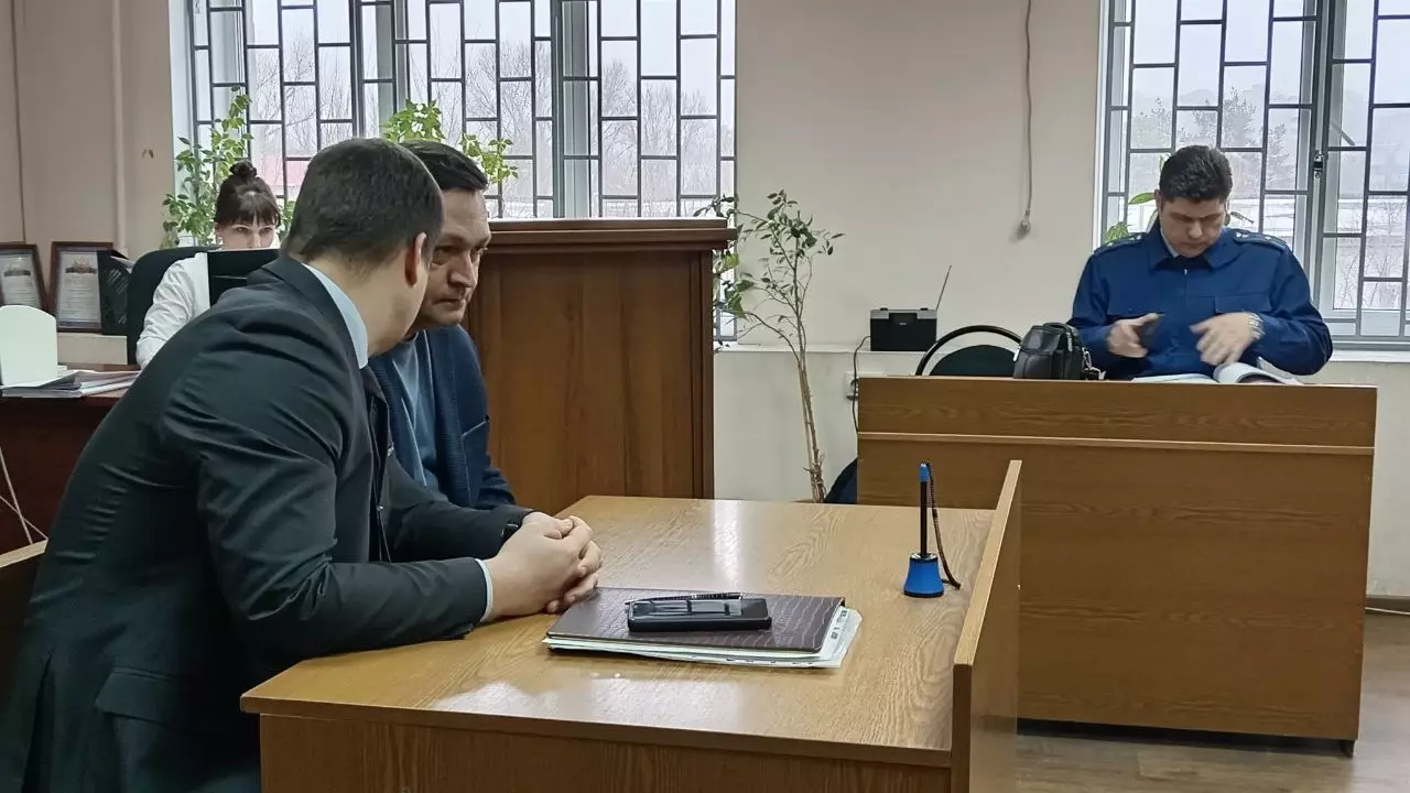 Что известно о суде над экс-чиновником мэрии Виталием Земцовым в Волгограде