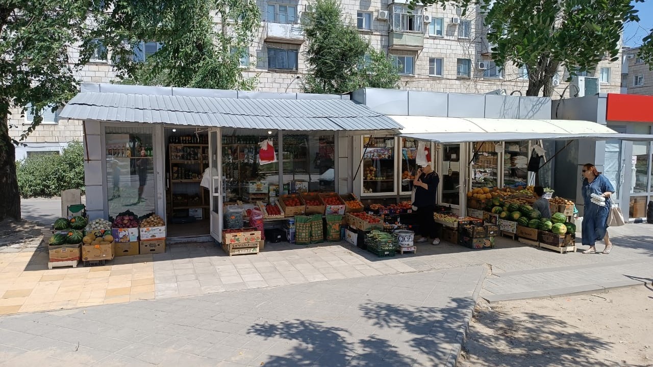 Стихийные мини-рынки есть в каждом районе Волгограда