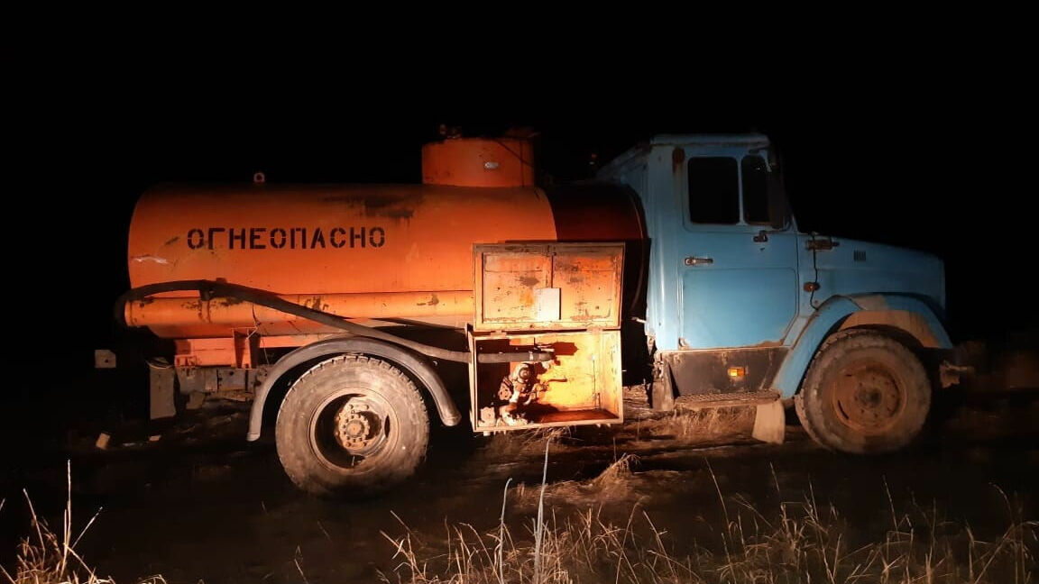 Рецидивисты качали нефть из трубопровода под Волгоградом