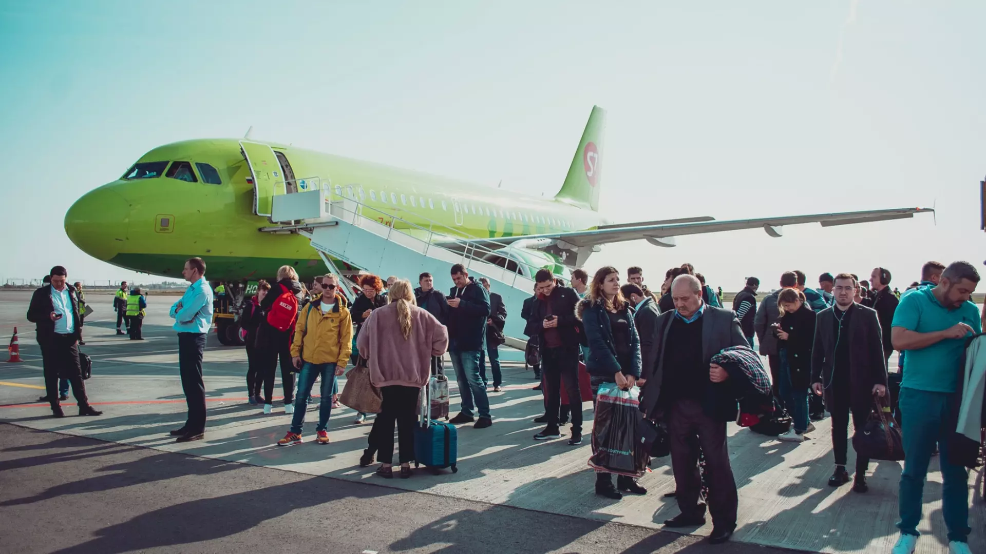 Санпроверку прошли 27 тысяч авиапассажиров в Волгограде