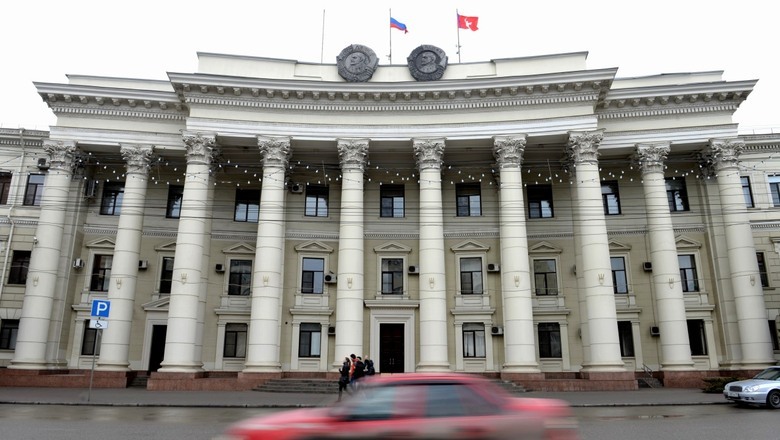 Депутаты приостановили индексацию зарплат чиновникам Волгоградской области