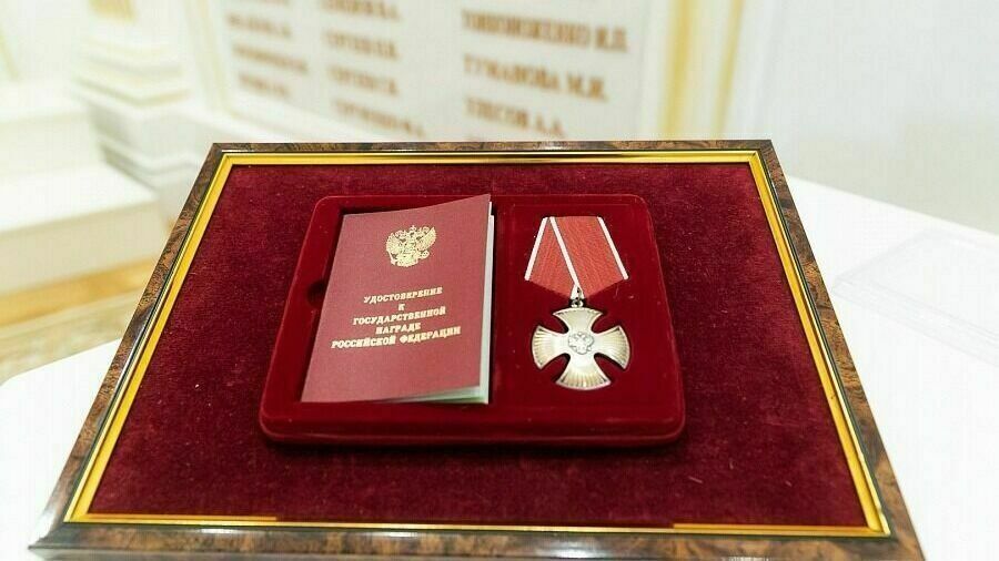 Орденами Мужества наградили еще 10 участников СВО в Волгограде