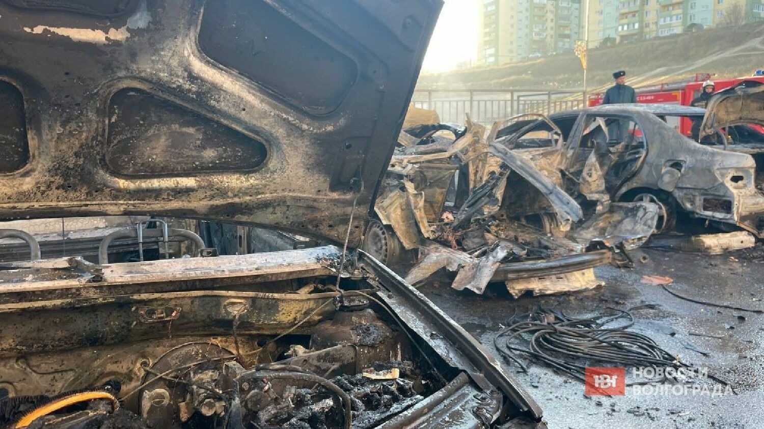 Владельцы сгоревших автомобилей написали коллективное обращение в прокуратуру.