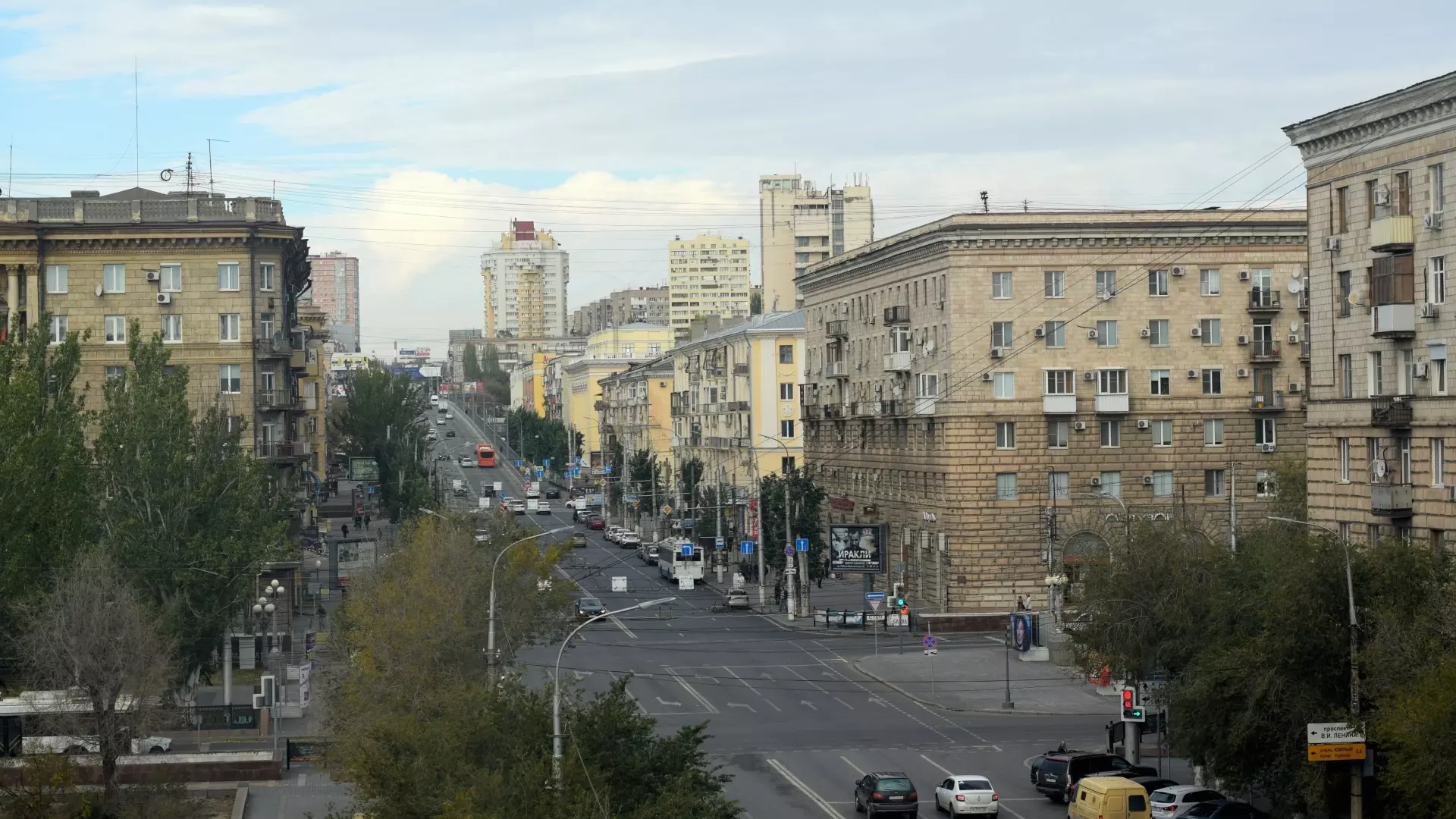 Три улицы затопило из-за прорыва водопровода в Волгограде