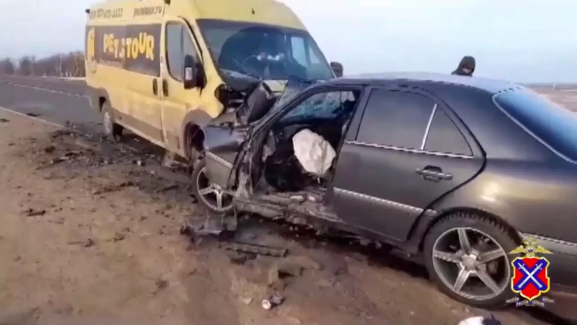 Водитель погиб в ДТП с двумя иномарками под Волгоградом
