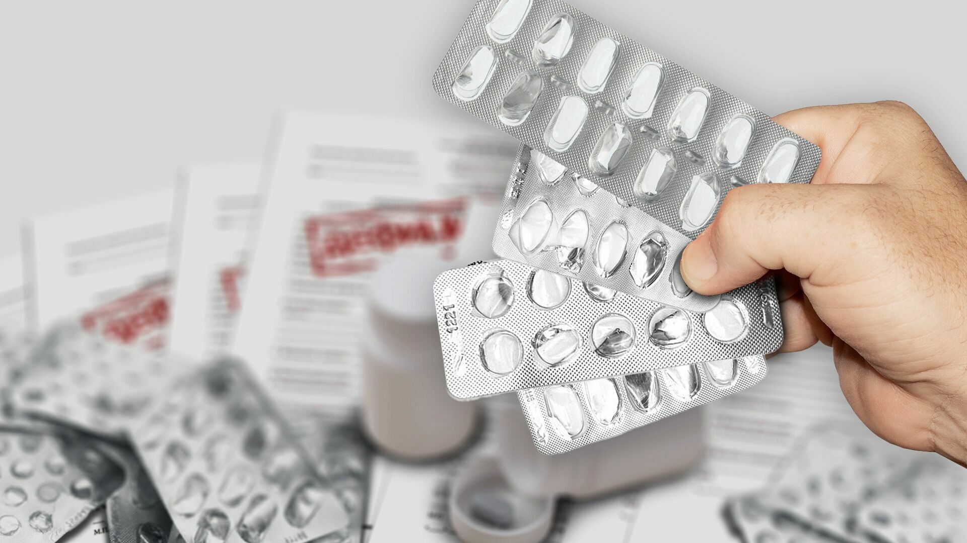 Таблеток нет: почему исчезают препараты из аптек Волгограда?