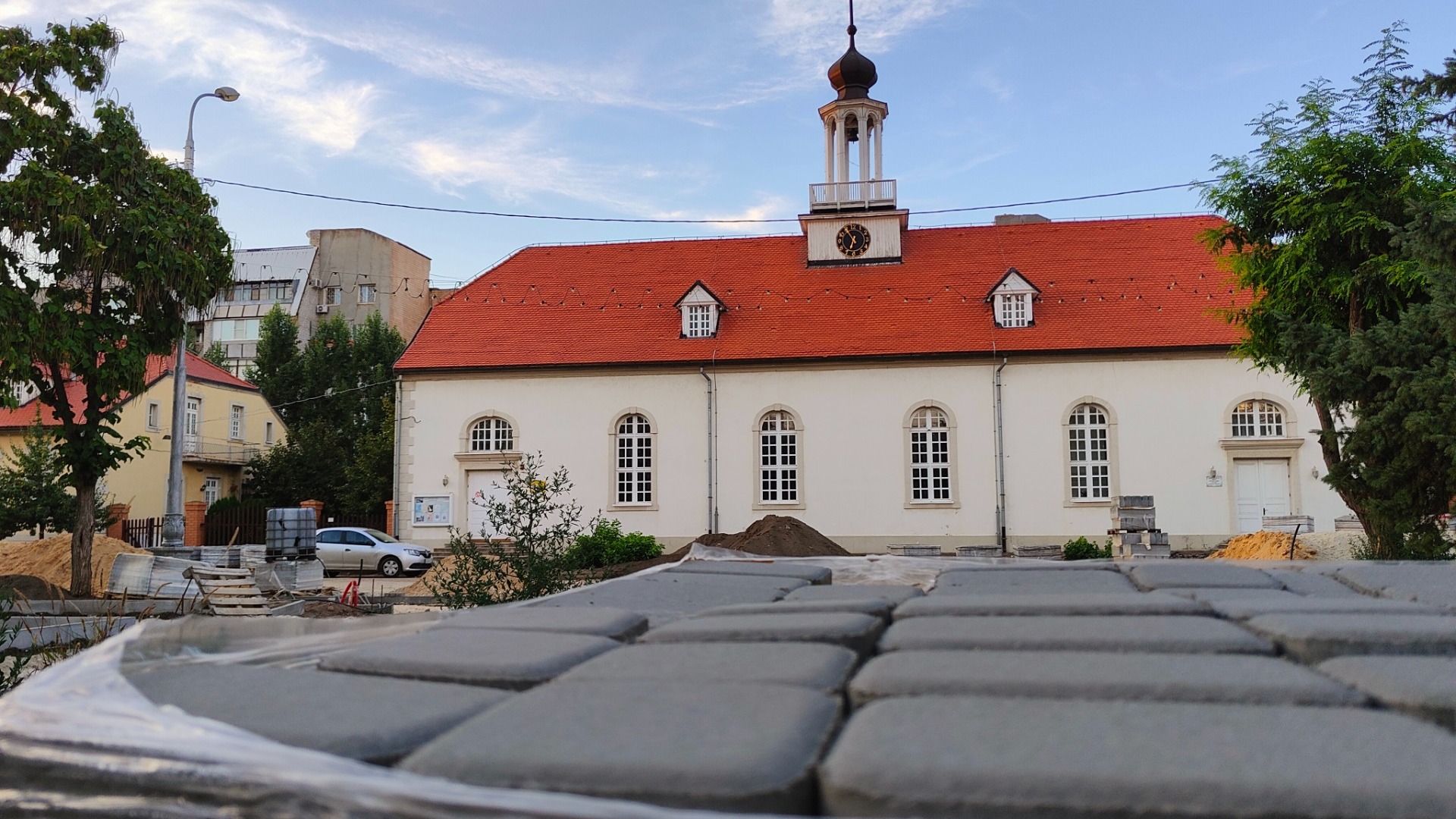 Пропавшую ограду обещают вернуть в Старую Сарепту в Волгограде