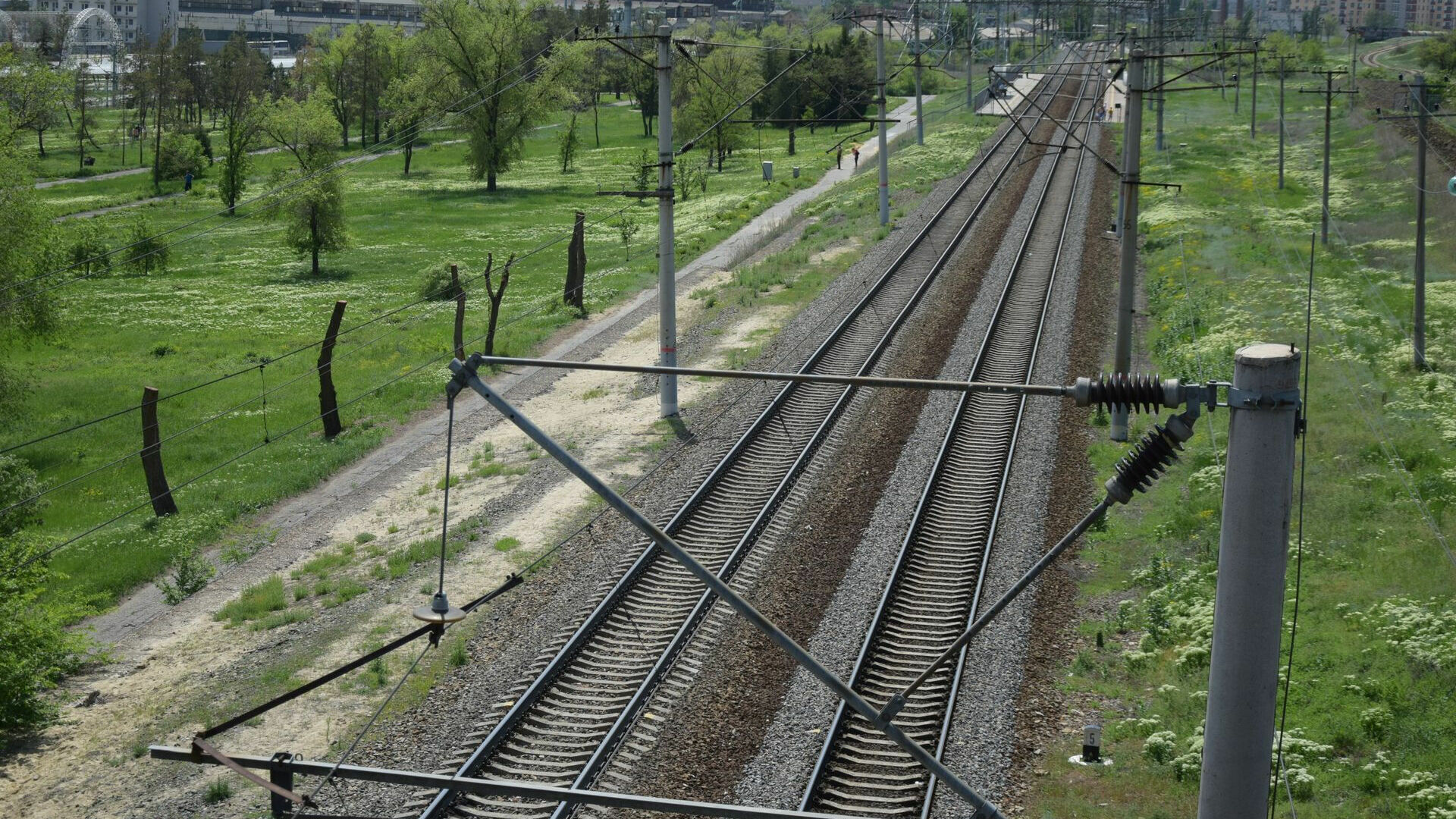 Поезд сбил насмерть 18-летнего жителя Волгограда