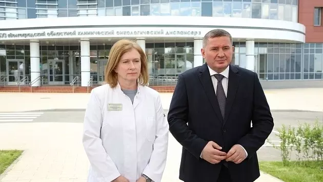 Андрей Бочаров на открытии нового корпуса онкологического центра в Волгограде