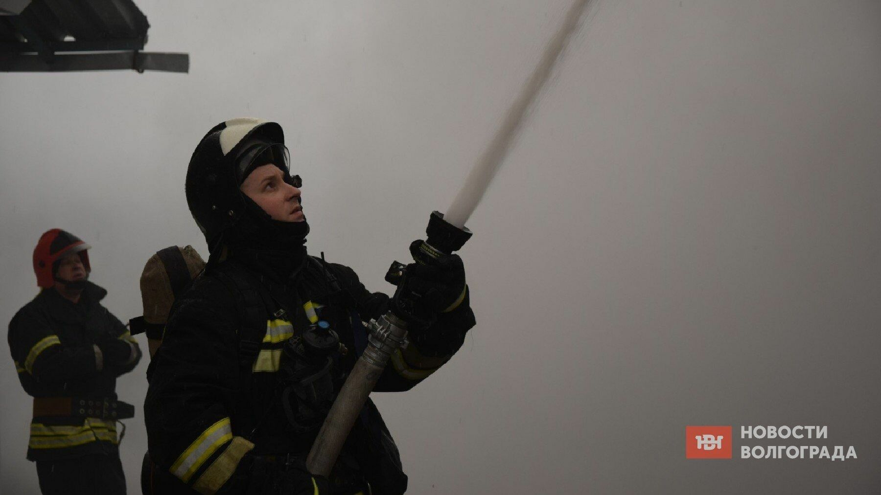 Из-за пожара в Волгограде эвакуировали 25 жильцов дома