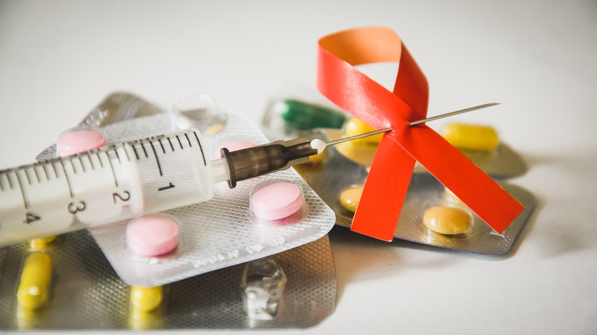 Наркоманов предупредят об опасности ВИЧ за счёт волгоградских налогоплательщиков