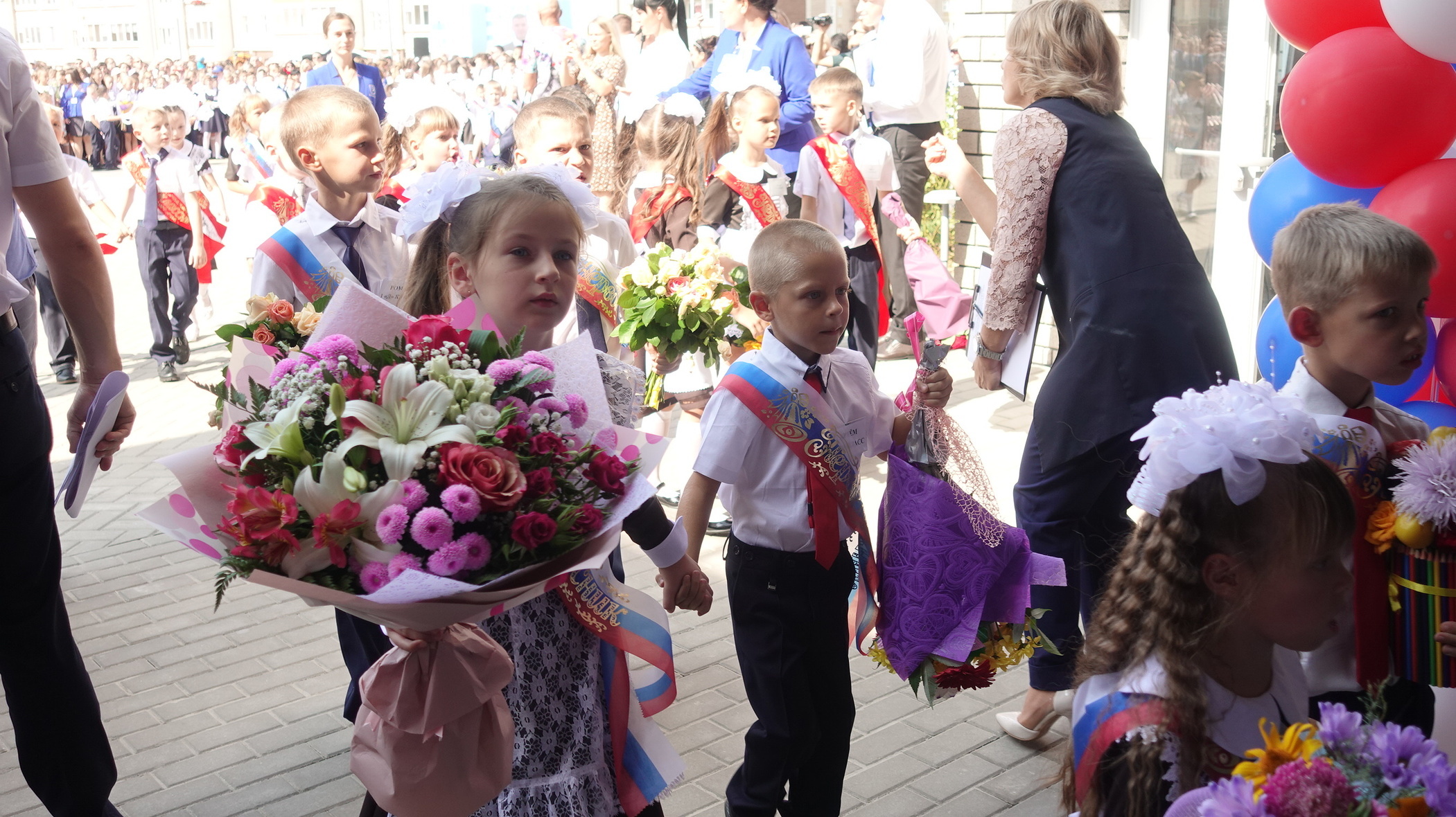 Родители школьников из Волгограда испытывают стресс перед 1 сентября