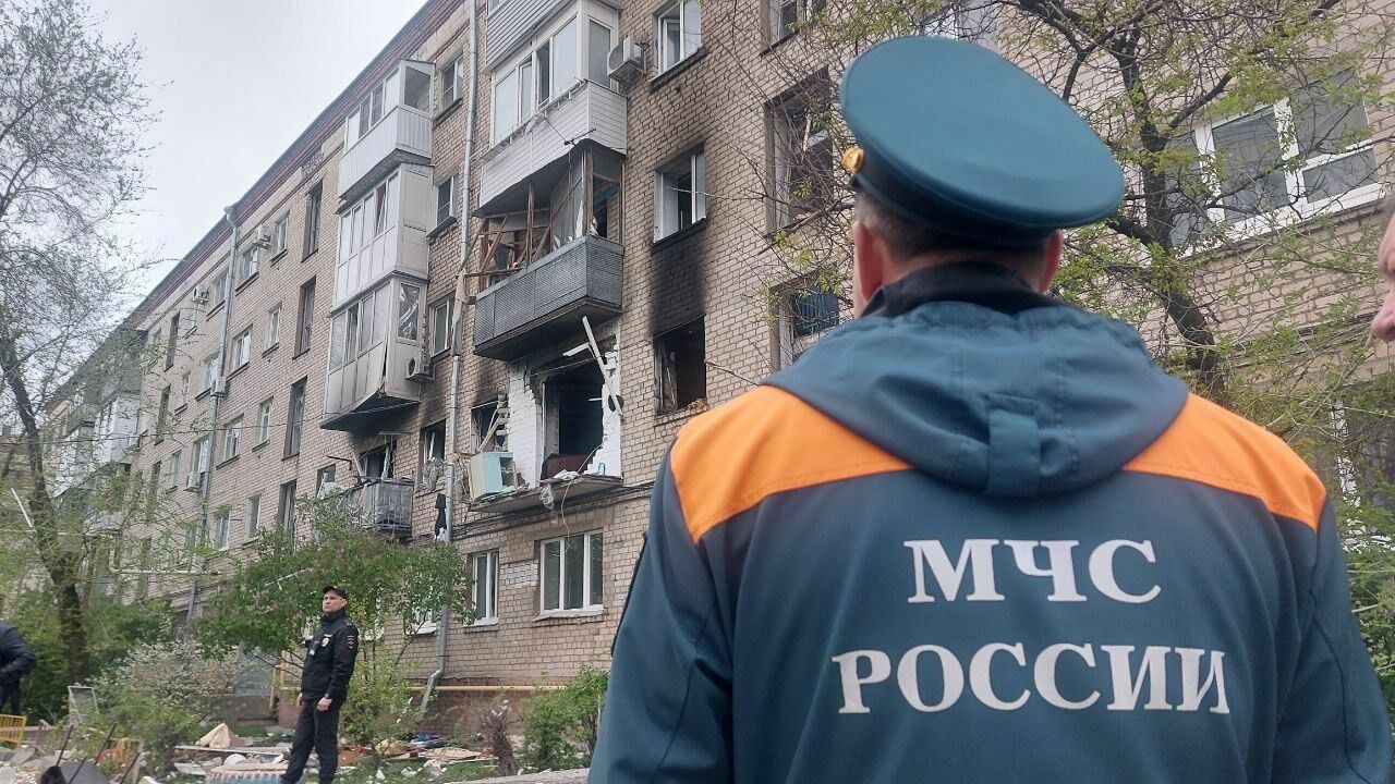Взрыв произошел в доме на улице Титова в Волгограде