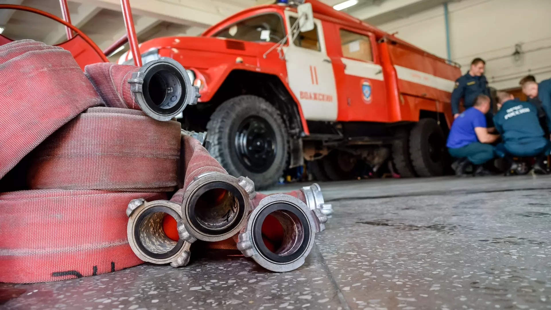 Пожарные в Волгограде ликвидировали горение камыша