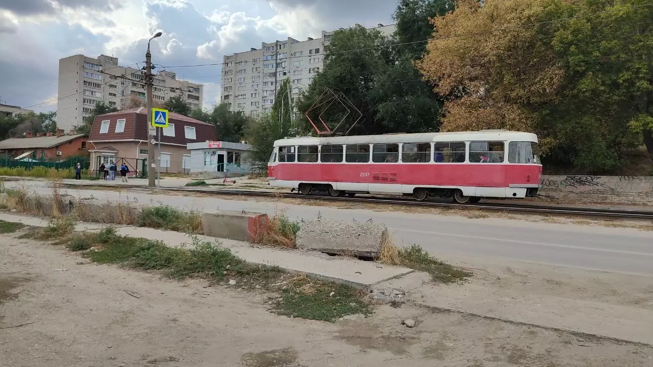Инвалидам и мамам с колясками дойти до вокзала "Волгоград-2" будет затруднительно