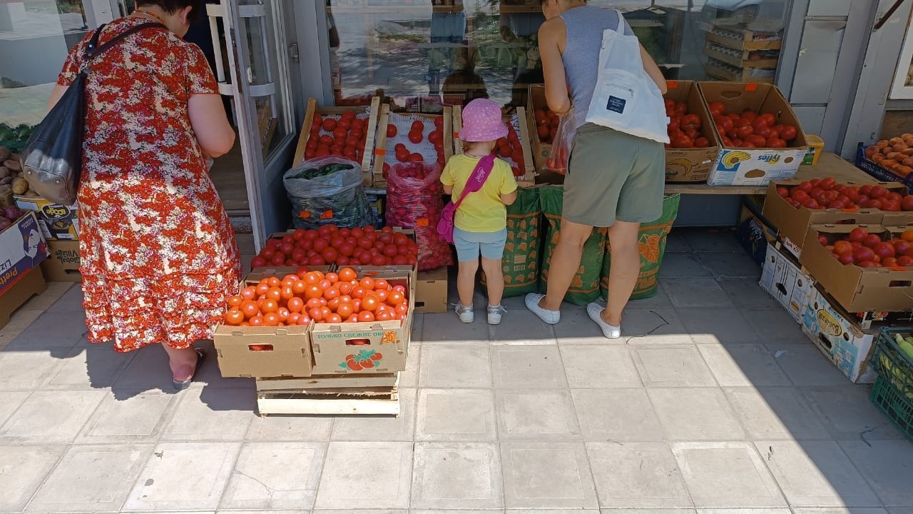 Стихийные мини-рынки есть в каждом районе Волгограда