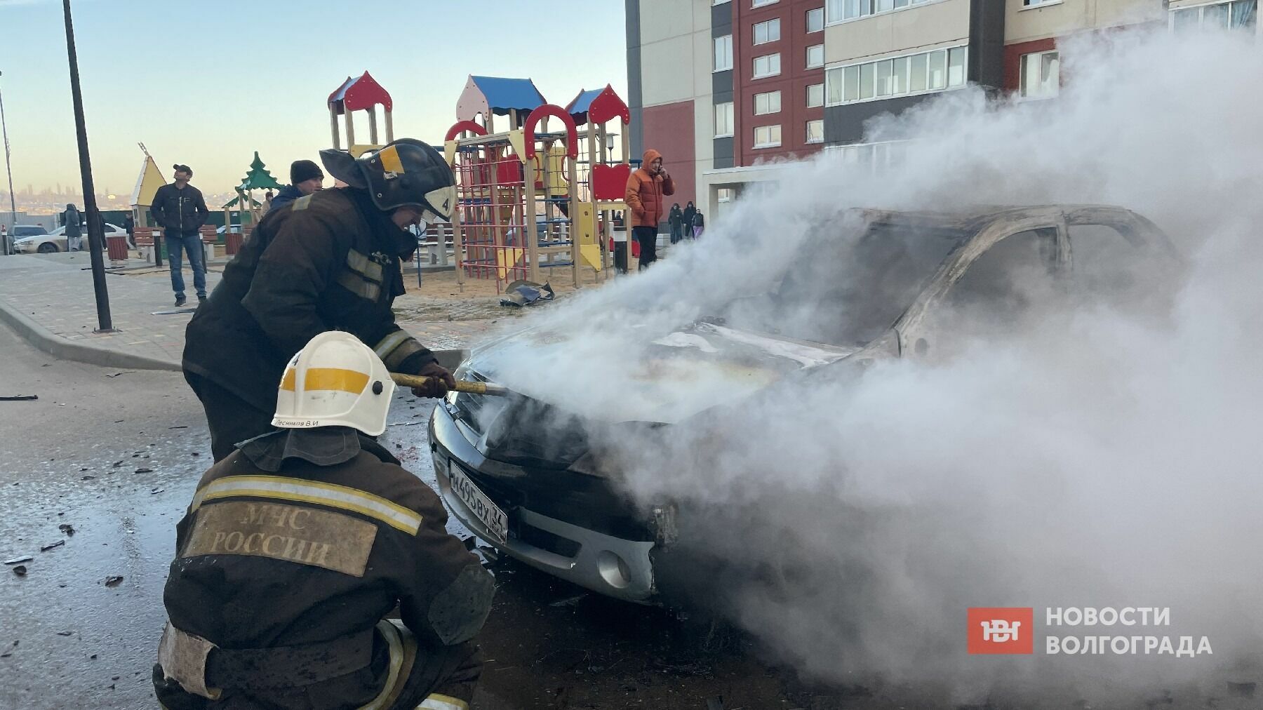 Уголовное дело завели после взрыва машины и гибели ребенка в Волгограде
