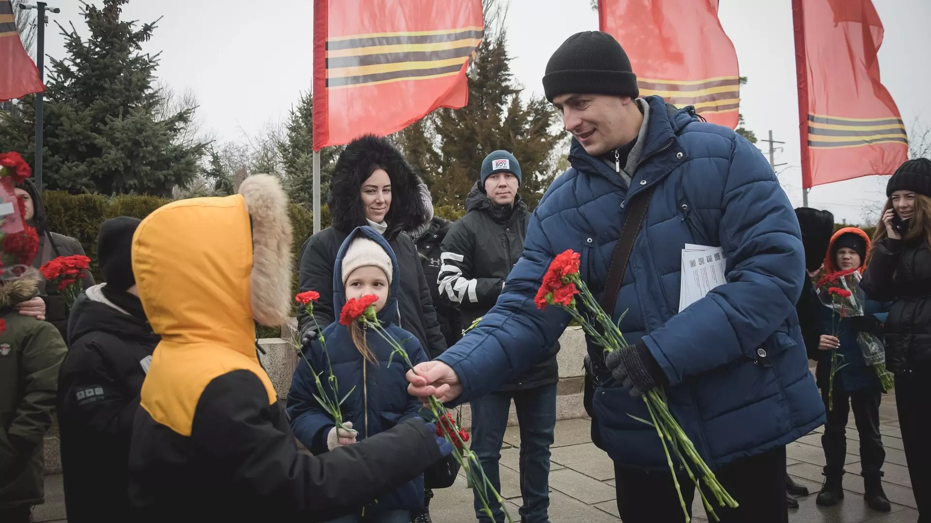 В Волгограде отметили 81-ю годовщину Победы в Сталинградской битве
