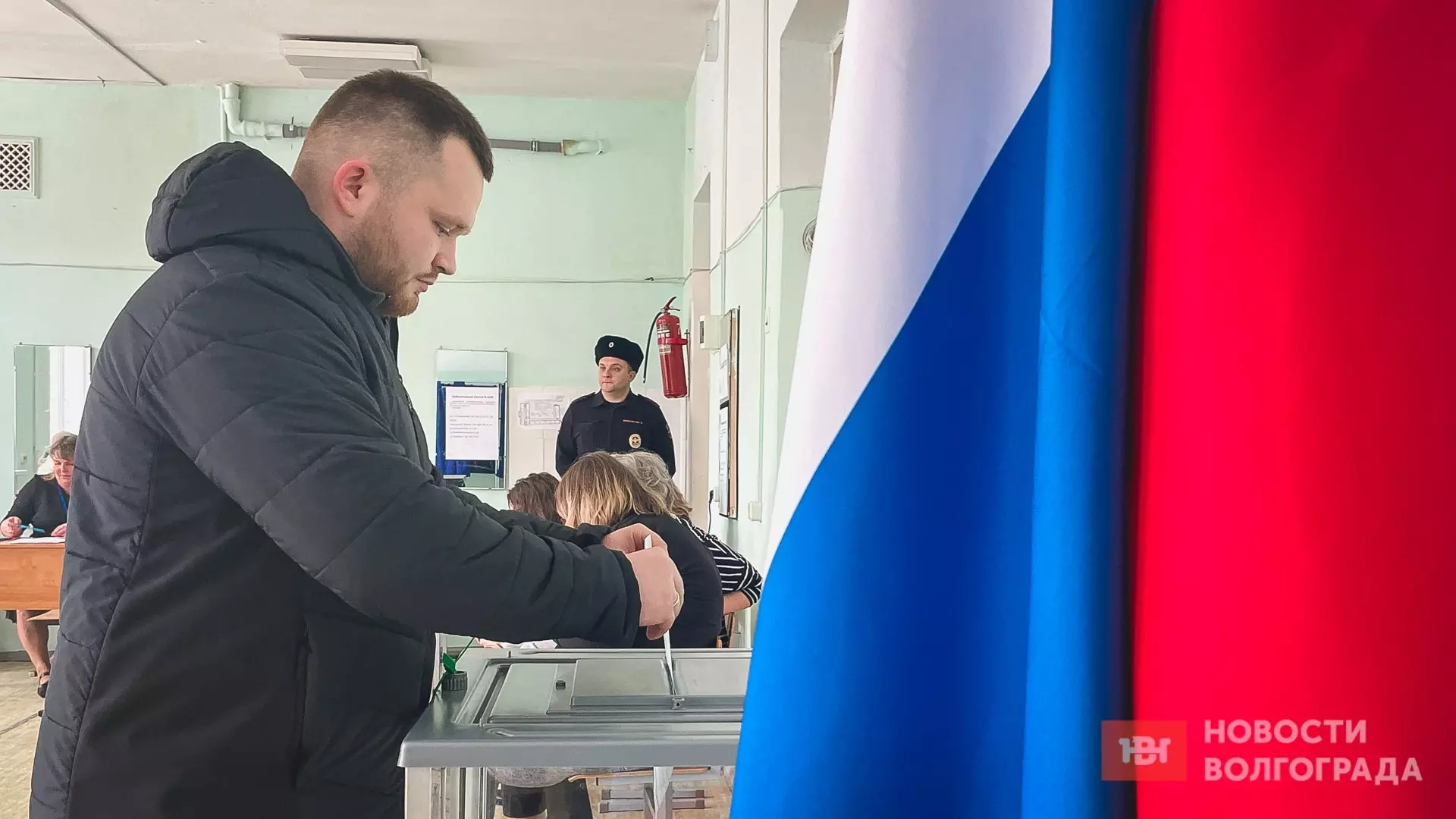 В первый день выборов проголосовали 44% избирателей Волгоградской области