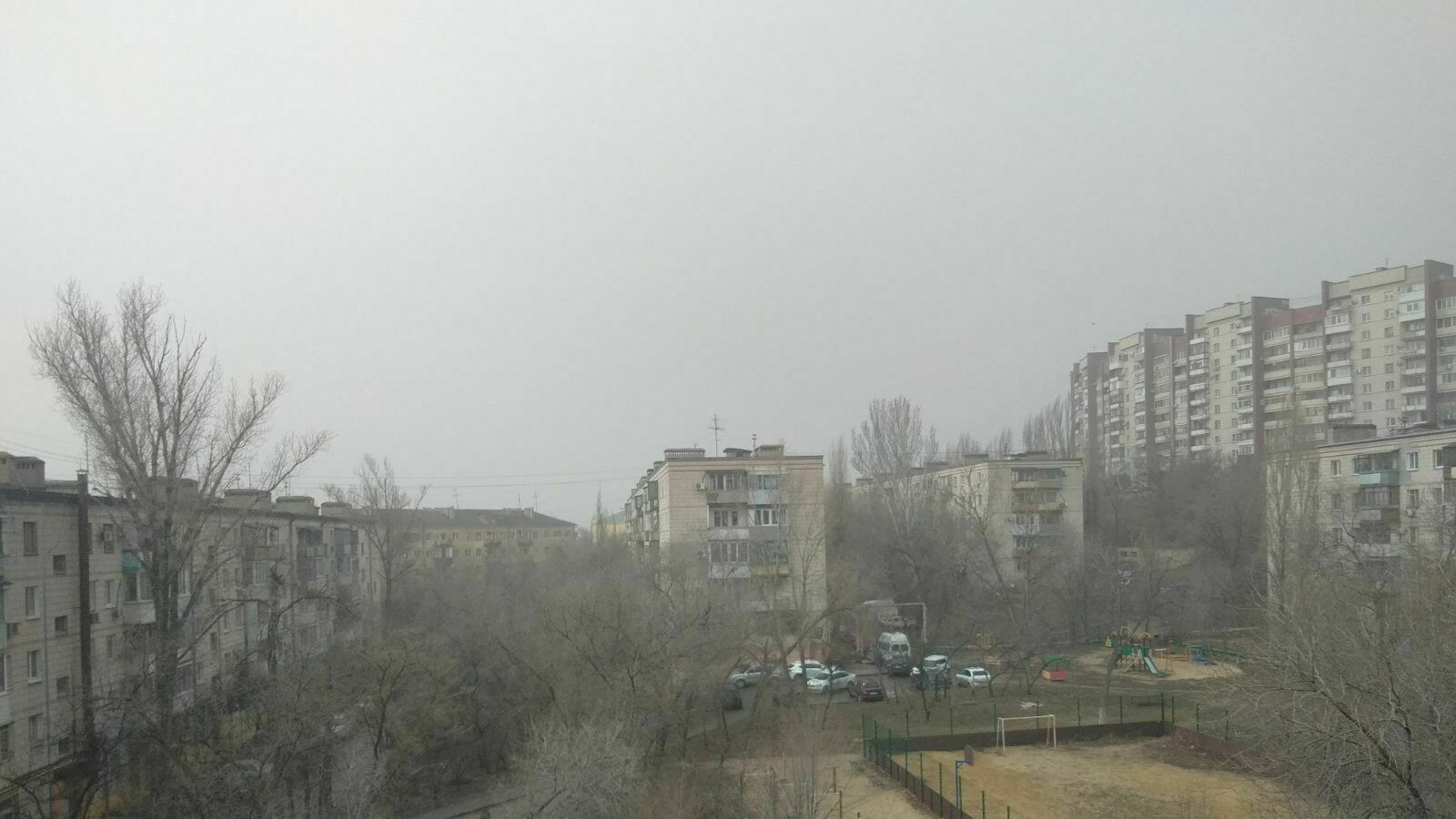 Пыльное облако накрыло Волгоград