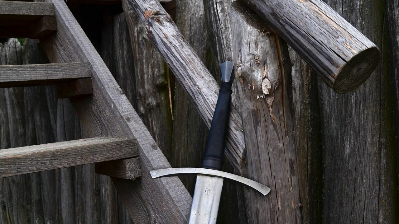 Соседи убили напугавшего их игрушечным мечом волгоградца