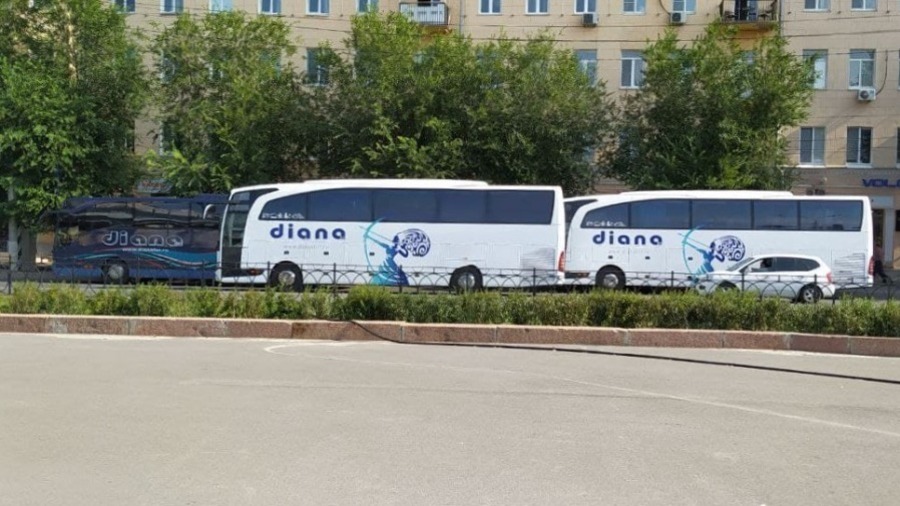 Большая часть автобусов компании «Диана-Тур» продолжает работать