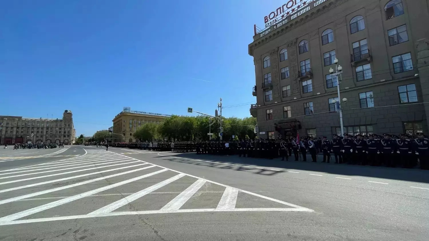 В Волгограде все готово для начала парада в честь 79-й годовщины Победы