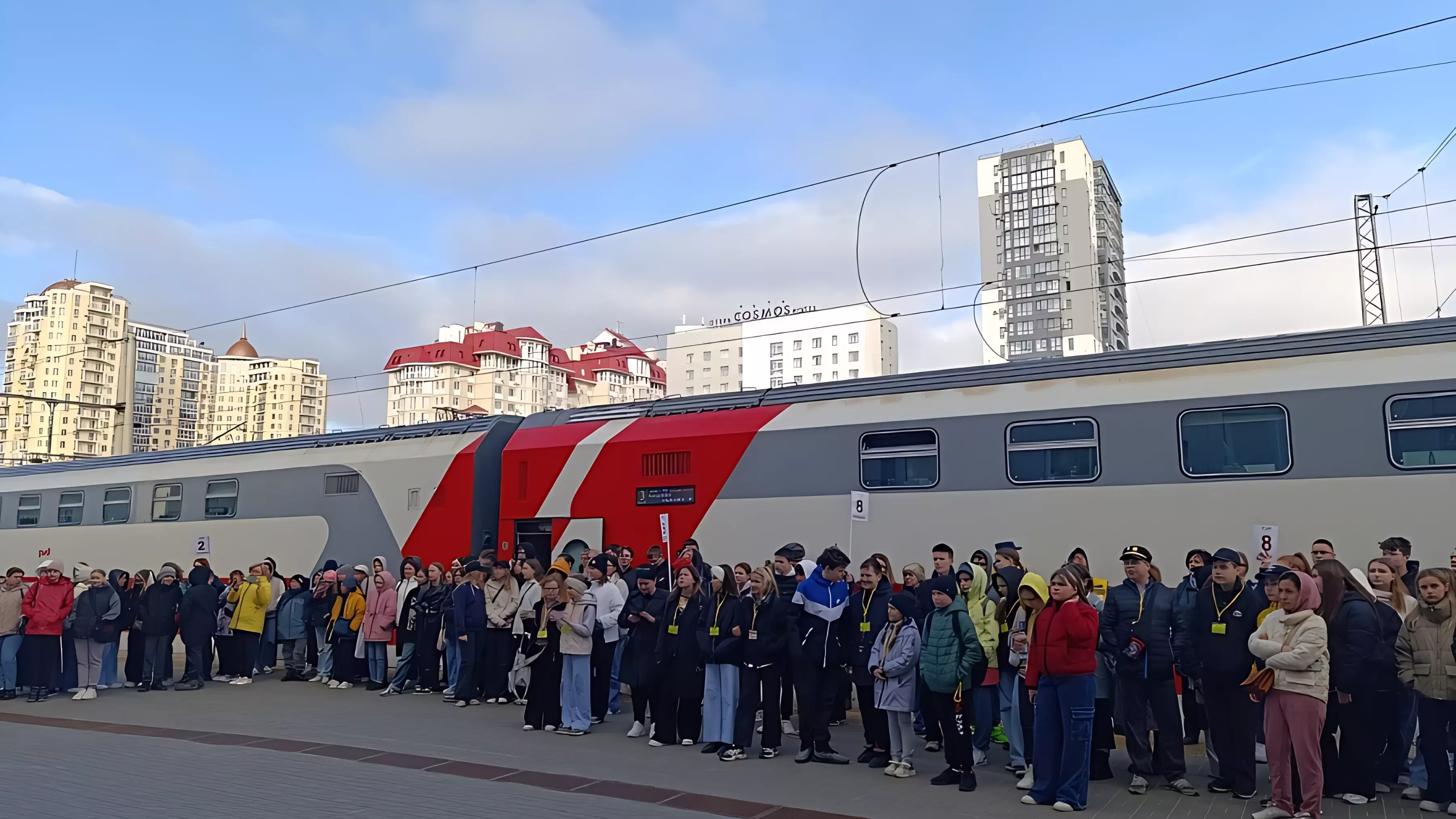 Первый в этом году туристический поезд прибыл в Волгоград