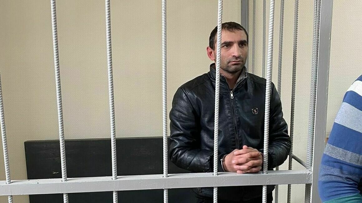 Кикбоксера осудят за 35 ударов ножом, нанесённых своей девушке в Волжском