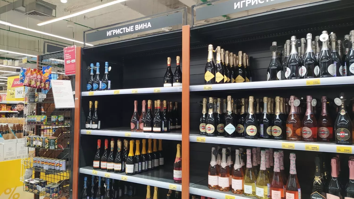 В целом выбор алкогольных напитков в Магазинах Волгограда есть