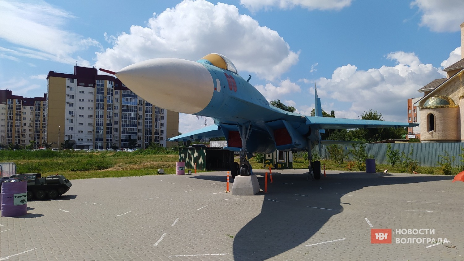 Парк парк Героев-летчиков в Дзержинском районе Волгограда