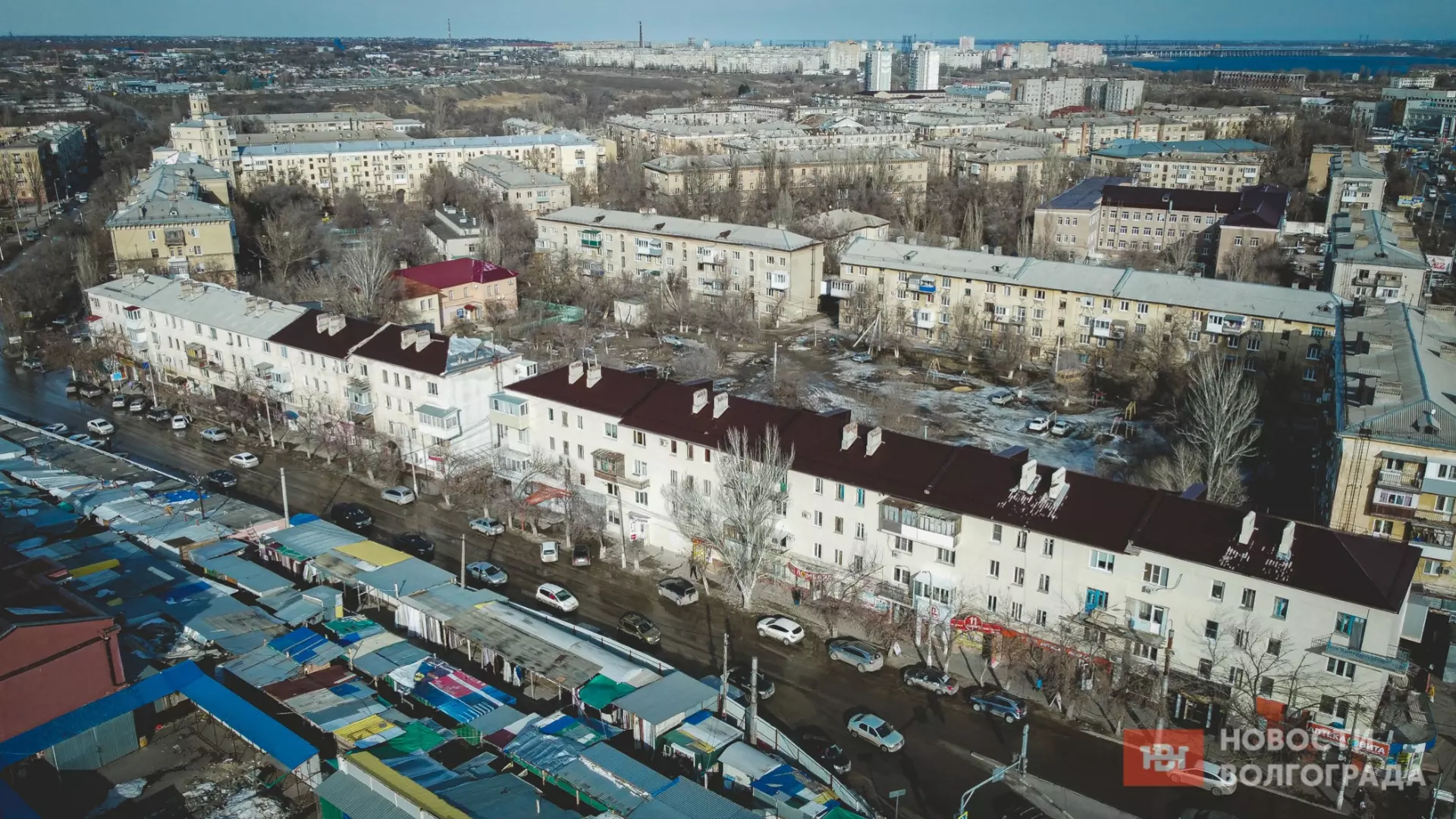 Два трамвая изменили маршруты после коммунальной аварии в Волгограде