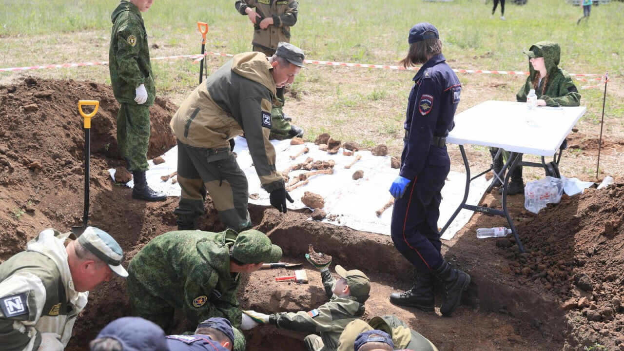 Поисковики за неделю обнаружили останки 11 погибших воинов.
