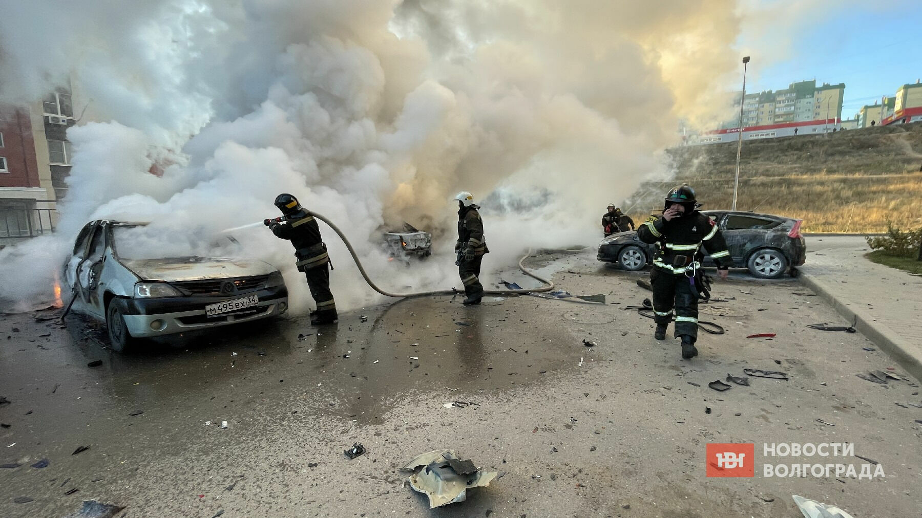 Версии взрыва автомобиля в ЖК Комарово высказали в соцсетях волгоградцы